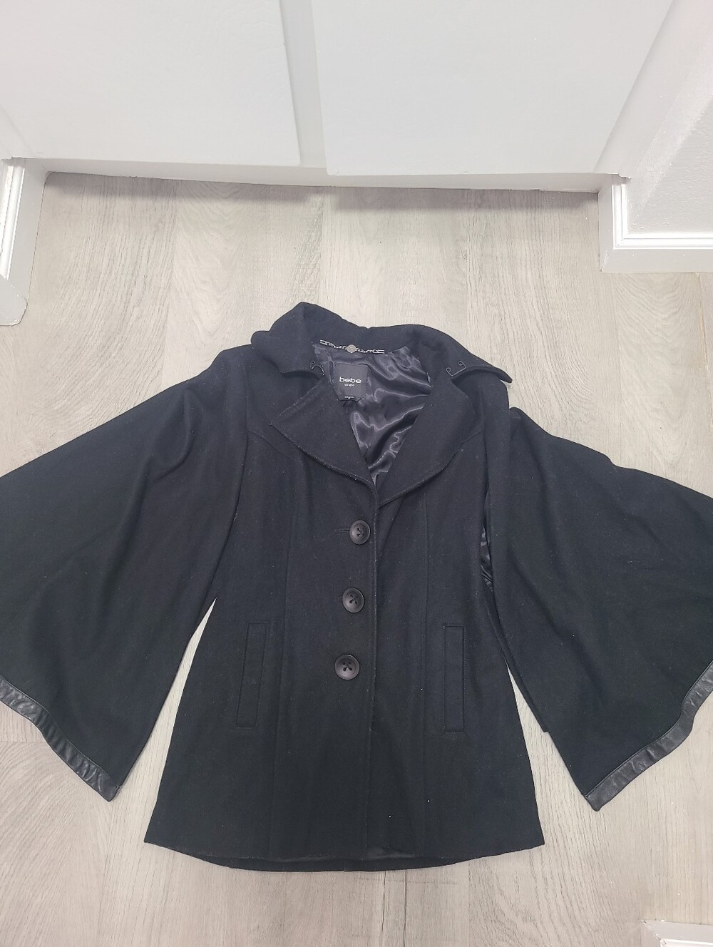 VTG Bebe Black Wool Blend Cape Coat Leather Trim Flare Bell Sleeve Jacket XS